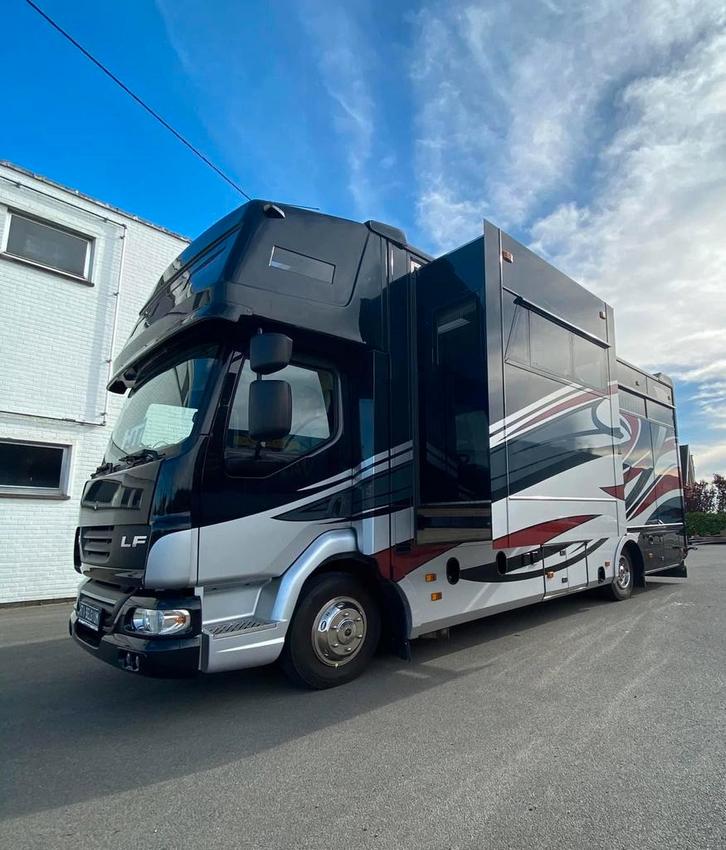 Daf 40.000km.- mobilhome en/of paardenvrachtwagen 3paarden, Huis en Inrichting, Badkamer | Complete badkamers, Zo goed als nieuw