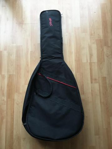 Gitaarzak voor akoestische gitaar beschikbaar voor biedingen