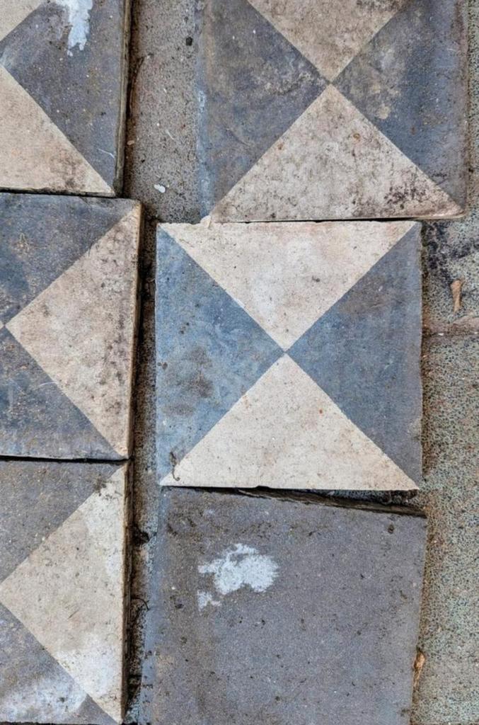Vintage tegels / vintage vloertegels / retro vloertegels, Doe-het-zelf en Bouw, Tegels, Zo goed als nieuw, Vloertegels, Ophalen