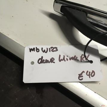 W123 Deurklink greep Rechtsvoor beschikbaar voor biedingen