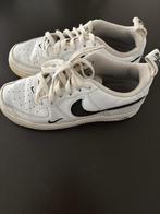 Nike schoenen, Ophalen