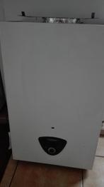 De waterverwarmer/, Doe-het-zelf en Bouw, Chauffageketels en Boilers, Aardgas, Geiser, Ophalen of Verzenden, Zo goed als nieuw