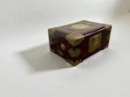 Antiek Chinese juwelenkistje met jade, Antiek en Kunst, Ophalen of Verzenden