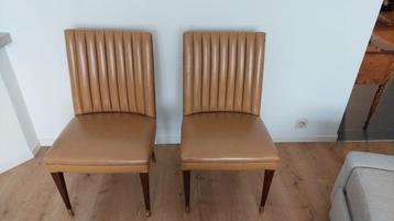 2 vintage leren stoelen — €36 (€18 per stuk), Huis en Inrichting, Ophalen, Gebruikt, Twee, Bruin