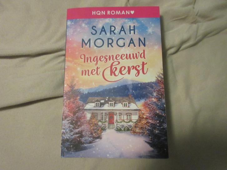 Sarah Morgan/Debbie Johnson/Robyn Carr/Brenda Novak, Boeken, Romans, Zo goed als nieuw, Ophalen of Verzenden