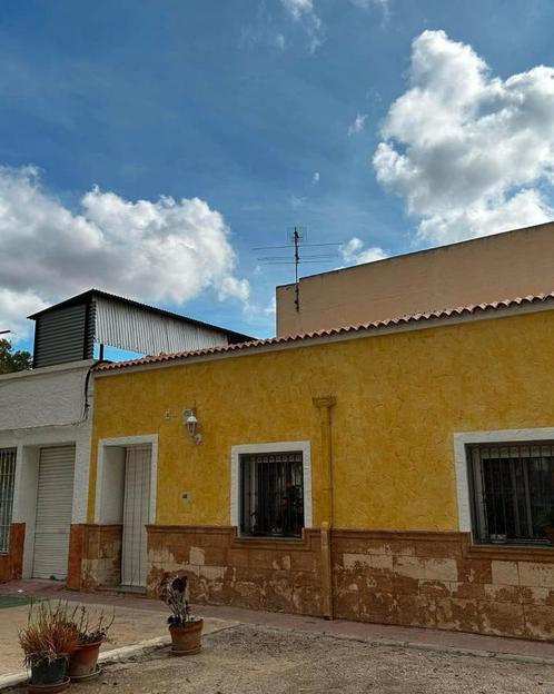 KANS IN SAN ISIDRO: WONING + HANDELSRUIMTE MET ENORM POTENTI, Immo, Buitenland, Spanje, Woonhuis, Dorp