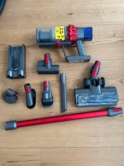 Dyson v10 stofzuiger, Elektronische apparatuur, Stofzuigers, Zo goed als nieuw, Stofzuiger, Ophalen of Verzenden