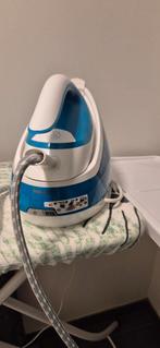 Philips strijkijzer met stoomgenerator, Elektronische apparatuur, Strijkijzers en Strijkplanken, Ophalen of Verzenden, Zo goed als nieuw