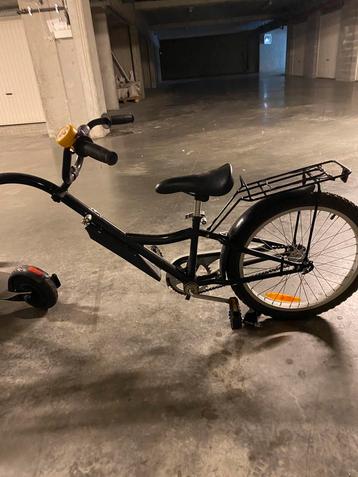 Aanhangfiets zwart beschikbaar voor biedingen