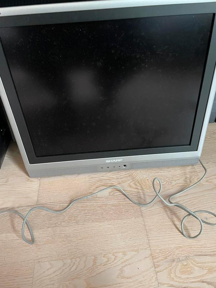 TV Sharp LC-20S1E, Audio, Tv en Foto, Televisies, Gebruikt, LCD, 40 tot 60 cm, Sharp, Ophalen