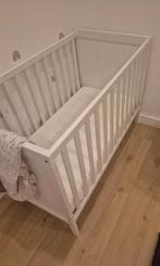 Babybed babybedje + matras, Huis en Inrichting, Ophalen, Zo goed als nieuw