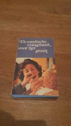 boek de medische vraagbaak voor het gezin, Ophalen of Verzenden, Zo goed als nieuw