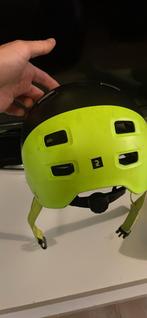 Kinderfiets helm B-twin geel-zwart, Fietsen en Brommers, Fietsaccessoires | Fietshelmen, Ophalen, Gebruikt, Jongen of Meisje, B’Twin
