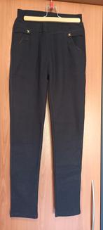 Warme nieuwe broeken.maat medium, Kleding | Dames, Broeken en Pantalons, Ophalen of Verzenden