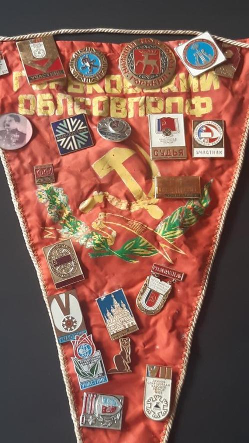 Jeux Olympiques - Épingles Vintage USSR/CCCP, insigne soviét, Collections, Broches, Pins & Badges, Sport, Enlèvement ou Envoi