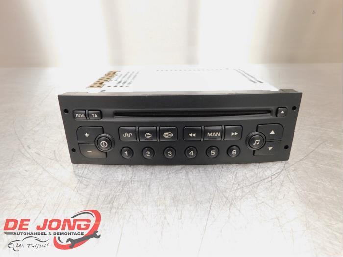 Radio CD Speler van een Peugeot 307, Auto-onderdelen, Elektronica en Kabels, Peugeot, Gebruikt, 3 maanden garantie, Ophalen of Verzenden