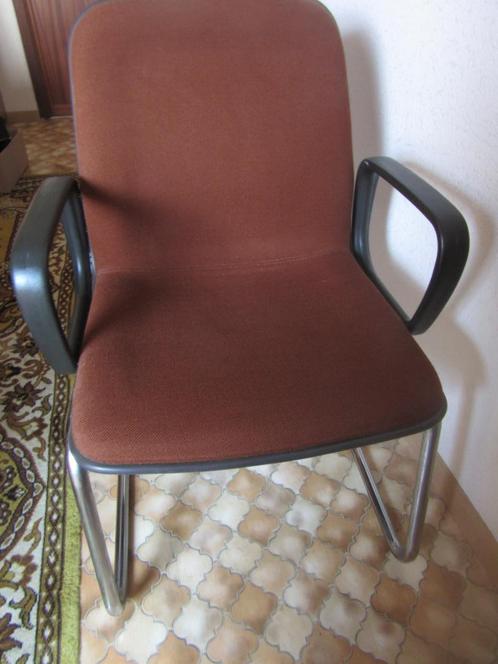 2 chaises en porte-à-faux, chaises de conférence, Maison & Meubles, Chaises, Cuir, Enlèvement