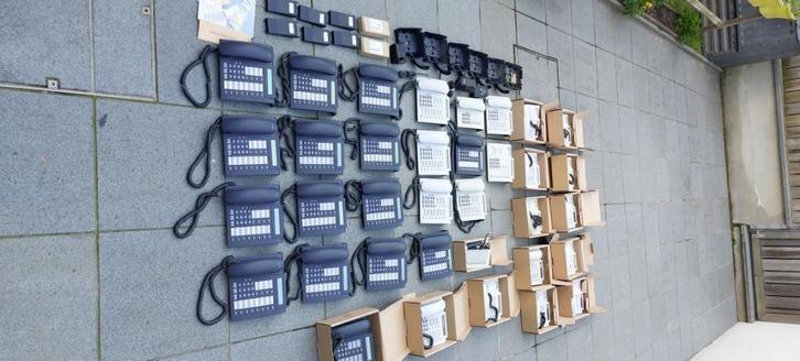 Lot téléphones Siemens Optipoint 500, Telecommunicatie, Telefooncentrales, Gebruikt, Accessoires, Ophalen