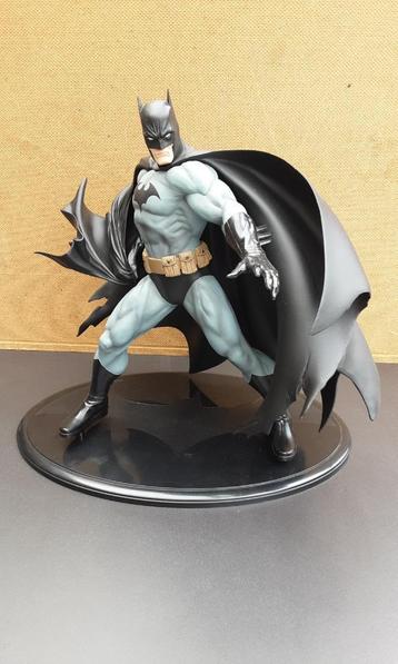 Batman figuur , Kotobukiya , 28 cm hoog , nieuw , gecert. beschikbaar voor biedingen