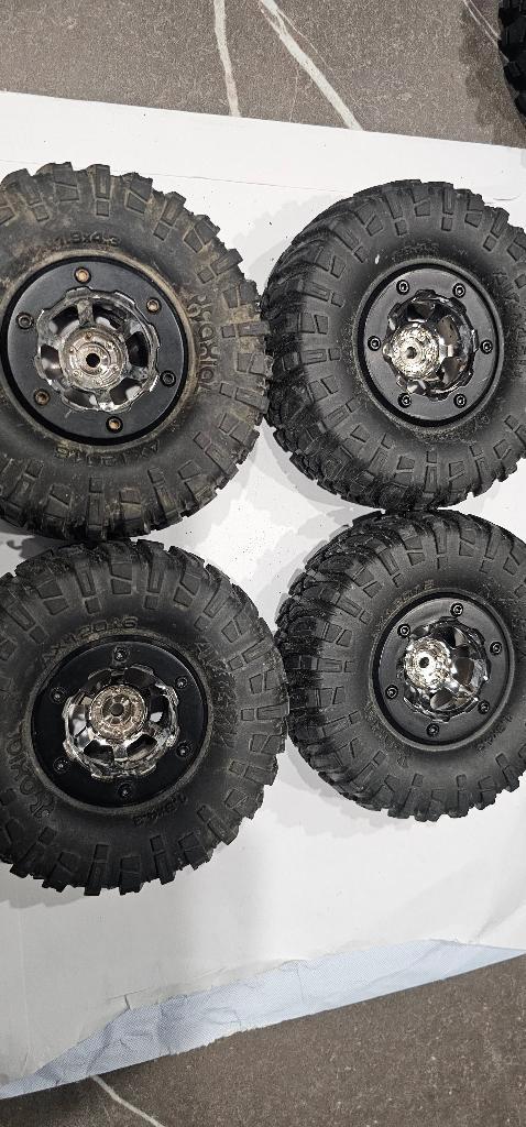 Axial Ripsaw 1.9 R35 banden + metalen beadlock velgen (4), Hobby en Vrije tijd, Modelbouw | Radiografisch | Auto's, Zo goed als nieuw