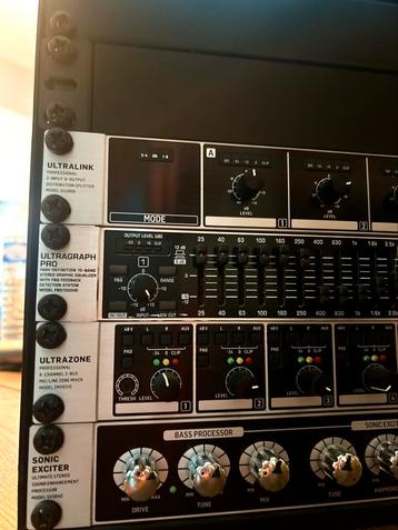 Professiinal Sound Processir Behringen beschikbaar voor biedingen