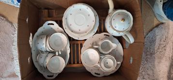 Service  à thé en porcelaine de la marque "Seltmann Weiden" beschikbaar voor biedingen