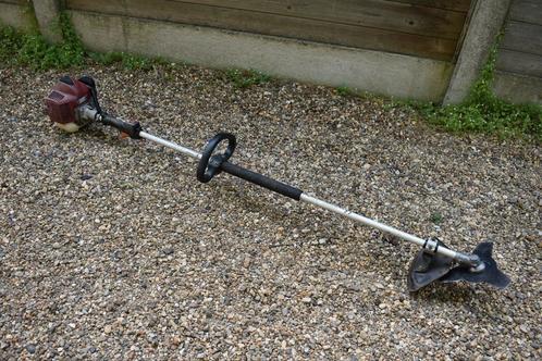 Kawasaki TJ27 bosmaaier, Tuin en Terras, Grastrimmers, Zo goed als nieuw, Benzine, 10 tot 30 cm, Ophalen of Verzenden