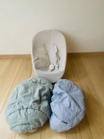 Nomi new Born set voor eetstoel, Kinderen en Baby's, Kinderstoelen, Ophalen, Zo goed als nieuw, Meegroeistoel, Gordel(s)