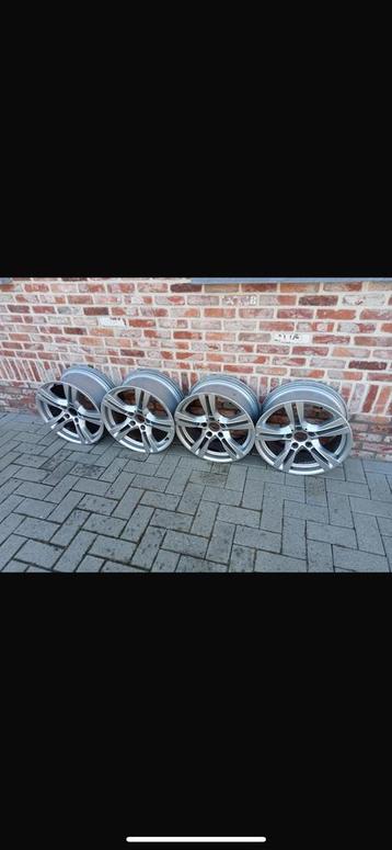 Velgen van bmw,18 inch beschikbaar voor biedingen