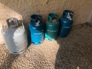 4 gasflessen beschikbaar voor biedingen