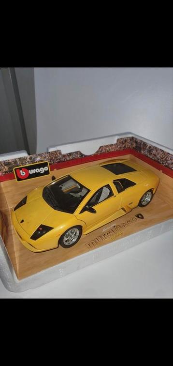 Lamborghini Murcielago jaune 2001 Burago 1/18, Enlèvement ou Envoi, Comme neuf, Burago