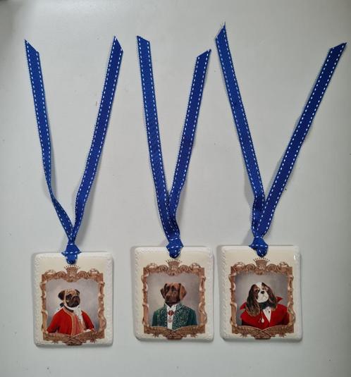 3 porselein 'Royal Dog' portretten gestemoeld Niderviller, Antiek en Kunst, Antiek | Porselein, Ophalen of Verzenden