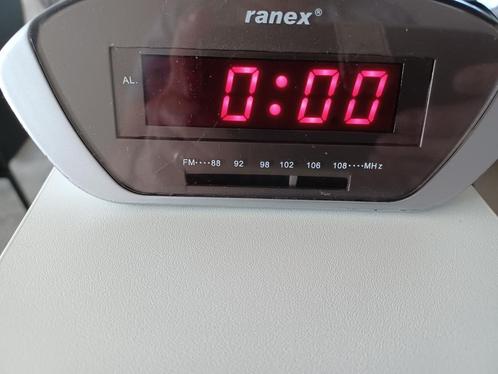 wekkerradio, Elektronische apparatuur, Wekkers, Ophalen of Verzenden