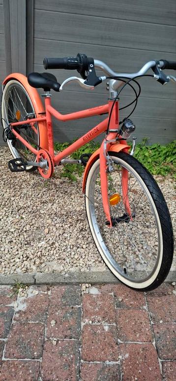 Velo 24pouces filles de 9ans à 12ans et environs 1m25 à 1m50 beschikbaar voor biedingen