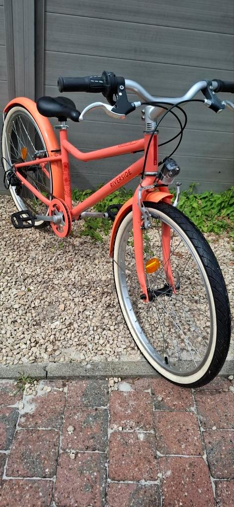 Velo 24pouces filles de 9ans à 12ans et environs 1m25 à 1m50, Fietsen en Brommers, Fietsen | Meisjes, Zo goed als nieuw, Versnellingen