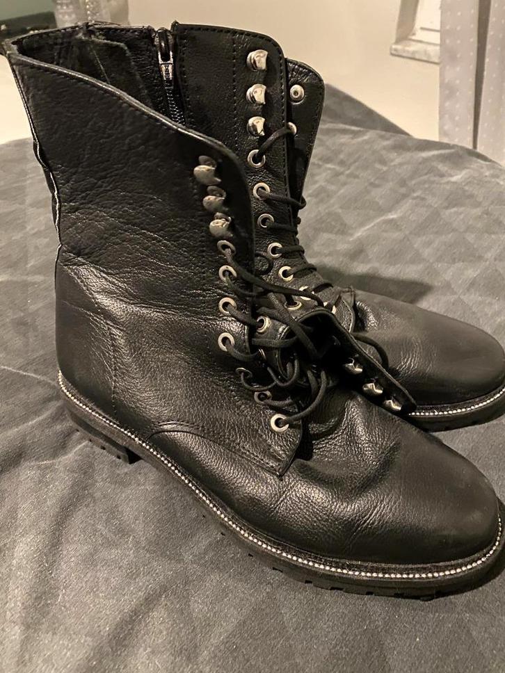 Nauwelijks gedragen zwarte leren laarzen Van Dalen maat 39., Kleding | Dames, Schoenen, Ophalen of Verzenden