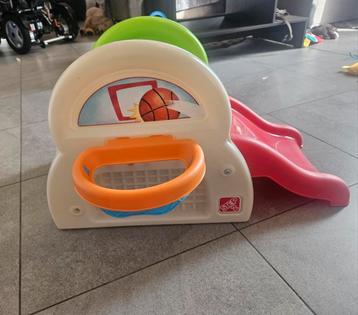 Step2 peuter speeltoestel. Met glijbaan  beschikbaar voor biedingen