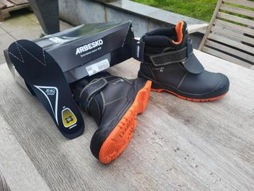 Werkschoenen arbesko S3 NIEUW!TOPMERK ZWEEDS 175€ IPV 330€ beschikbaar voor biedingen