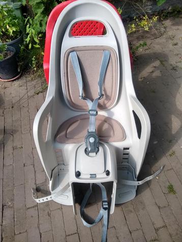 Fietsstoeltje Polisport 9-22 kg beschikbaar voor biedingen