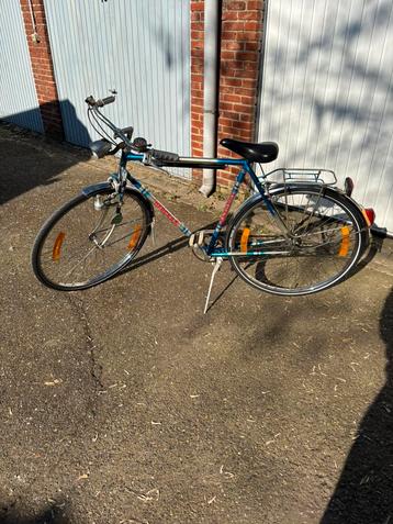 Hercka fiets.  beschikbaar voor biedingen