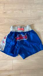Thaiboks short, Ophalen, Zo goed als nieuw