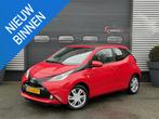 Toyota Aygo 1.0 VVT-i x-wave | Navigatie | Camera | Airco |, Auto's, Voorwielaandrijving, 4 zetels, Gebruikt, Euro 6