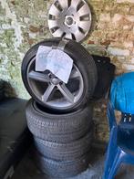 Audi 5/112, 235/45/18, Auto-onderdelen, Banden en Velgen, Ophalen, 18 inch, Gebruikt, Banden en Velgen