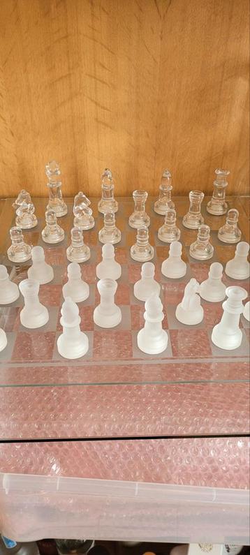 jeux d'échecs en verre 