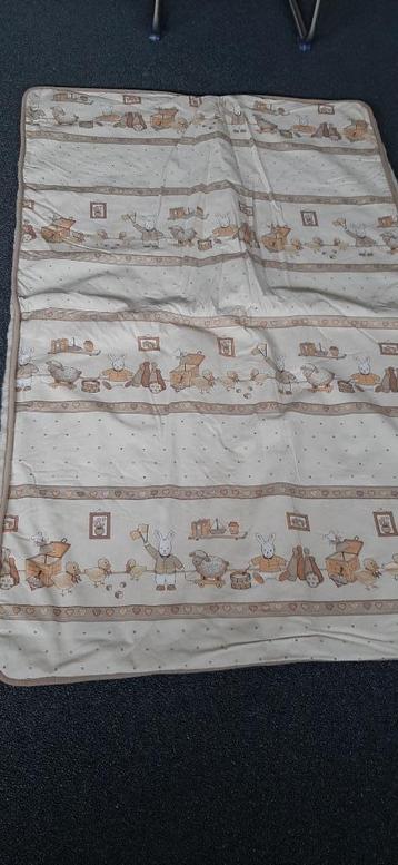 Echt wollen babysetje (bovendeken en onderdeken) beschikbaar voor biedingen