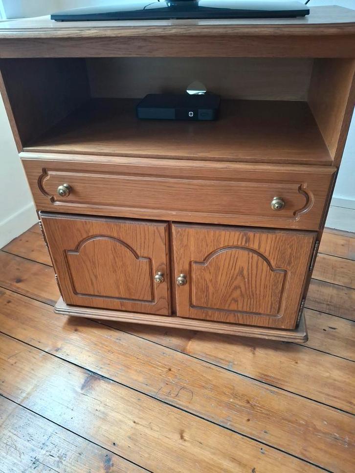 Tv kast, Huis en Inrichting, Kasten | Overige, Gebruikt, Ophalen