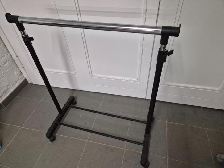 Enkel kledingrek metaal, hoogte verstelbaar, Huis en Inrichting, Kasten | Overige, Zo goed als nieuw, Ophalen