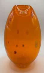 Vintage handgeblazen oranje glas vaas millefiori, Antiek en Kunst, Ophalen of Verzenden