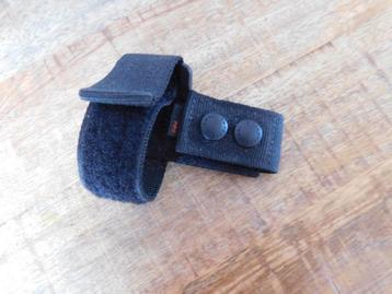 Porte-gants ceinturon x 2 - travail - police - armée -  beschikbaar voor biedingen