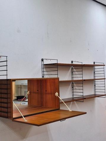Vintage design wandsysteem met barkast Musterring 70s beschikbaar voor biedingen